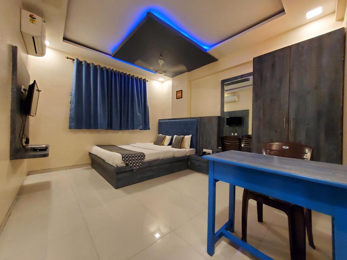 Hotel Mari Aai Residency Νάβι Μουμπάι Εξωτερικό φωτογραφία