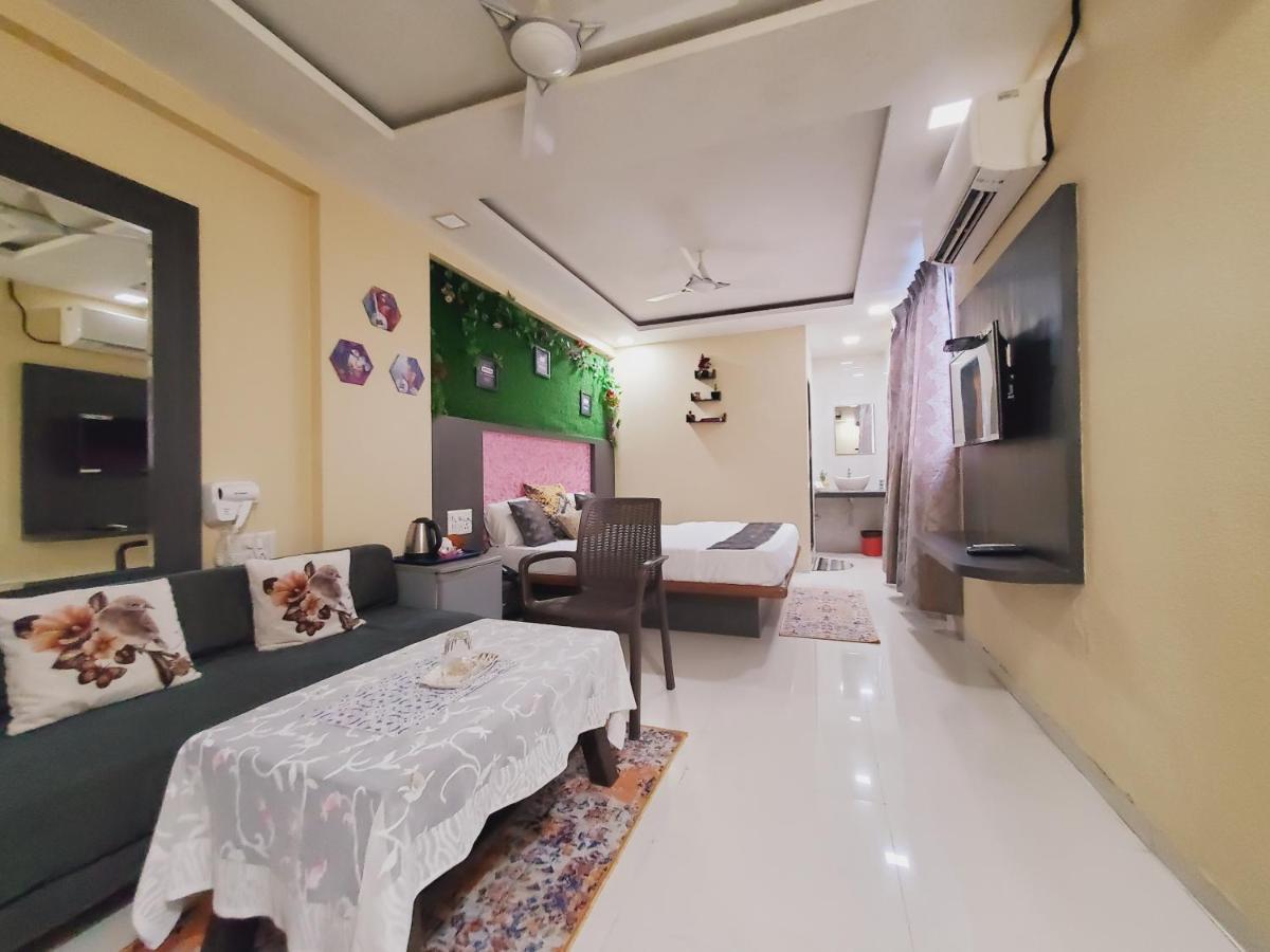 Hotel Mari Aai Residency Νάβι Μουμπάι Εξωτερικό φωτογραφία