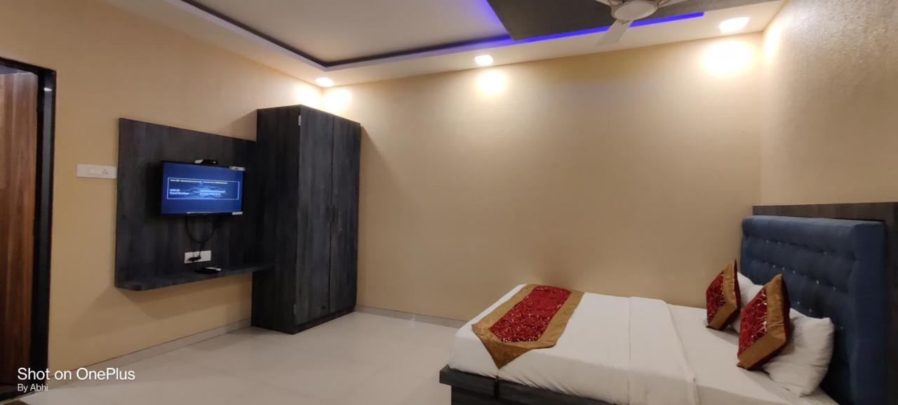Hotel Mari Aai Residency Νάβι Μουμπάι Εξωτερικό φωτογραφία