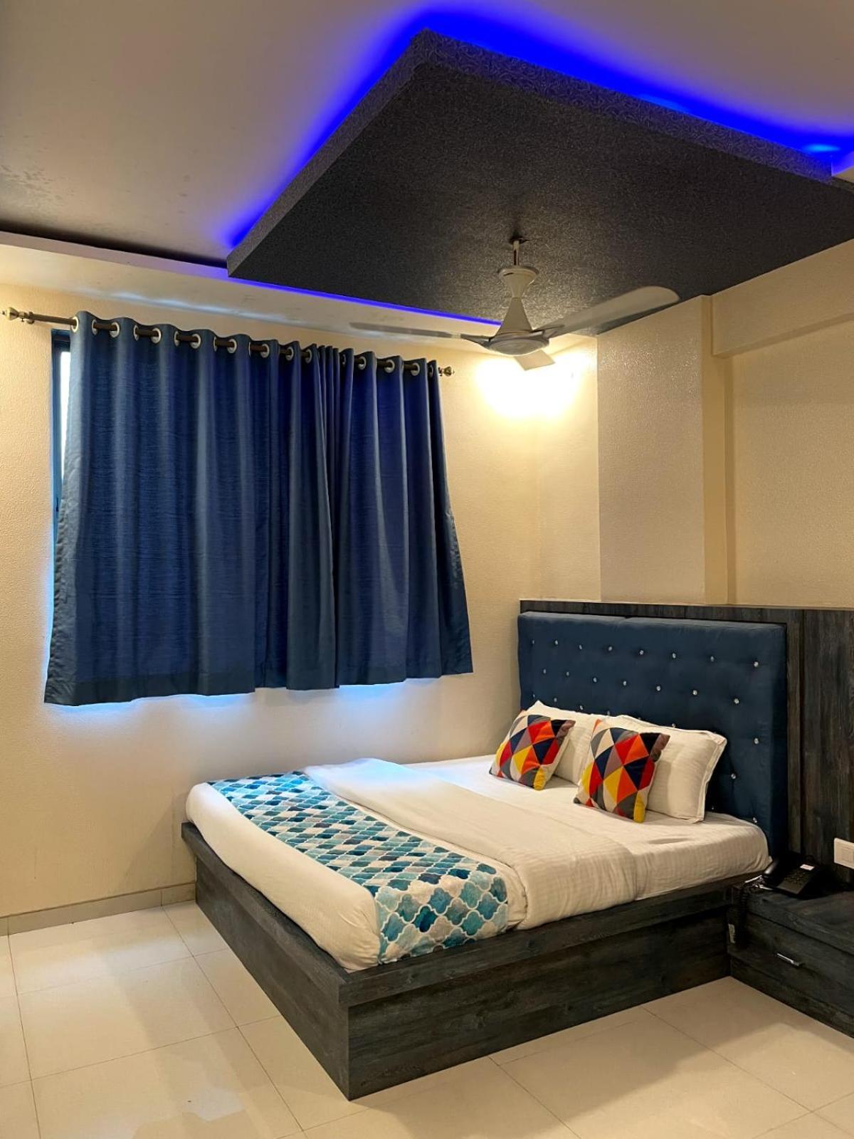 Hotel Mari Aai Residency Νάβι Μουμπάι Εξωτερικό φωτογραφία