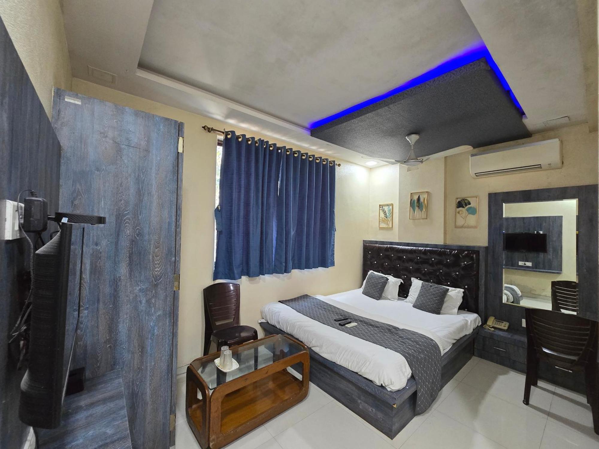 Hotel Mari Aai Residency Νάβι Μουμπάι Δωμάτιο φωτογραφία